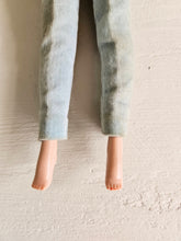 Load image into Gallery viewer, Mattel Midge Brunette Bubblecut Barbie 1962 #42505