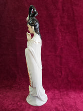 Load image into Gallery viewer, Vintage Porcelain Geisha Figurine #2129