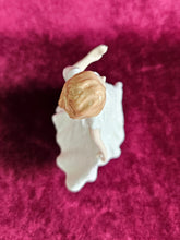 Load image into Gallery viewer, Royal Doulton "Friendship" HN 3491 #472010