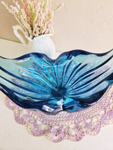 Load image into Gallery viewer, Turquoise Blue Chalet Glass Basket 42403