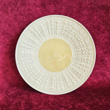 Load image into Gallery viewer, Irish Belleek Tridacna 6-inch Small Plate 42407