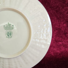 Load image into Gallery viewer, Irish Belleek Tridacna 6-inch Small Plate 42407