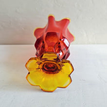 Load image into Gallery viewer, Amberina Handerkchief Glass Footed Vase 42505