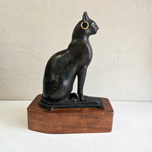 Load image into Gallery viewer, Sacred Cat Replica Figurine. 42505