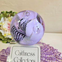 Load image into Gallery viewer, Caithness Collector's Club Snow Trail Paperweight 42506