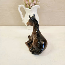 Load image into Gallery viewer, Beswick Horse Figurine – Lying Foal, Glossy Brown Bay Model #1813 023