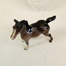 Load image into Gallery viewer, Beswick Foal Figurine – Standing, Gloss Brown 023