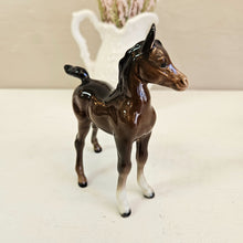 Load image into Gallery viewer, Beswick Foal Figurine – Standing, Gloss Brown 023
