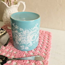 Load image into Gallery viewer, Staffordshire Midwinter Jam Pot Turquoise Floral #42508