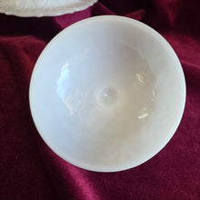 Load image into Gallery viewer, Anchor Hocking Milk Glass Presscut Pineapple Butter Dish 42506