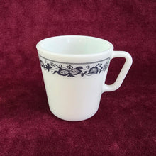 Load image into Gallery viewer, Pyrex Coffee Mugs 42511