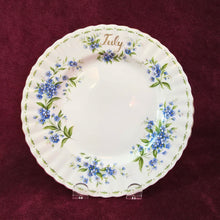 Load image into Gallery viewer, Royal Albert Flower of the Month 8-inch Plates 42510