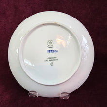 Load image into Gallery viewer, Bing & Grondahl Copenhagen Christmas Plates 42412