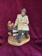 Load image into Gallery viewer, Royal Doulton Lunchtime HN 2485 21 26