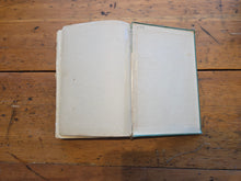 Load image into Gallery viewer, Original Novel "Rainbow Valley" 42606