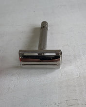 Load image into Gallery viewer, Gillette Rocket Razor in Orignal Box 42508