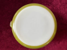 Load image into Gallery viewer, Pyrex Spring Blossom (Crazy Daisy) Lidded Casserole Dishes (sold separately) 42603