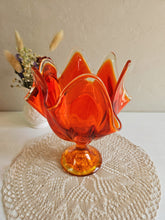 Load image into Gallery viewer, Amberina Handkerchief Footed Vase w/ Cadmium #42505