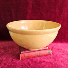 Load image into Gallery viewer, Redcliff Alberta Pottery Number 12 Stoneware Bowl 42304
