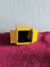 Load image into Gallery viewer, Van Guy Vixen Weetabix DINKY SUPERTOYS 2502