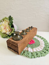 Load image into Gallery viewer, Brass Weights Set of 5 in Wooden Box 946