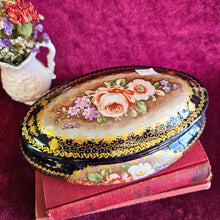 Load image into Gallery viewer, Limoges Jeweley Box 028