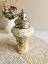 Load image into Gallery viewer, S.F. & Co. Royal Devon Sugar Shaker #957