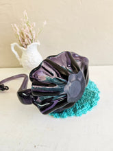 Load image into Gallery viewer, Amethyst Glass Swan Dish #019