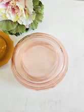 Load image into Gallery viewer, Pink Glass Powder Dish with Lid 42501