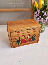 Load image into Gallery viewer, Vintage Wooden Rooster Recipe Box 24 48