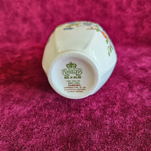 Load image into Gallery viewer, AYNSLEY Fine Bone China – Pembroke Bud Vase 019