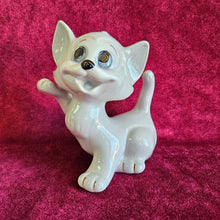 Load image into Gallery viewer, Figaro Porcelain Walt Disney Productions Figurine25 08