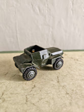 Load image into Gallery viewer, Premier #140 Tank with army man 2486