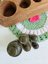 Load image into Gallery viewer, Brass Weights Set of 5 in Wooden Box 946