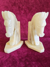 Load image into Gallery viewer, Marble Horse Head Bookends 42508