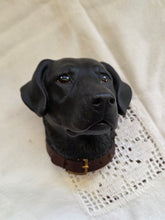 Load image into Gallery viewer, Dog Bossons 42509
