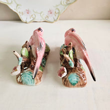 Load image into Gallery viewer, Pink Parrot Ceramic Wall Plaques 42501
