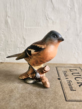 Load image into Gallery viewer, Beswick Chaffinch Bird #001
