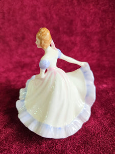 Royal Doulton "Ninette" HN 3215 #918