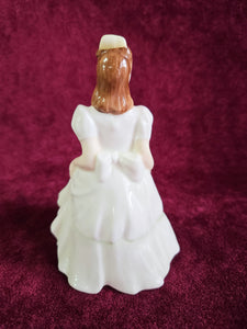 Royal Doulton "Kerry" HN 3036 #42212