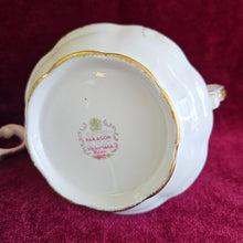 Load image into Gallery viewer, Paragon Victoriana Rose Lidded Cream and Sugar 42505
