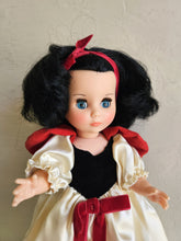 Load image into Gallery viewer, Vintage Reliable Snow White Doll 020
