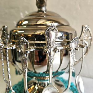 WM Rogers Bird Lid Sugar Bowl with 12 Hanging Spoons Silver Plated 020