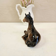 Load image into Gallery viewer, Beswick Horse Figurine – Lying Foal, Glossy Brown Bay Model #1813 023
