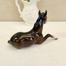 Load image into Gallery viewer, Beswick Horse Figurine – Lying Foal, Glossy Brown Bay Model #1813 023
