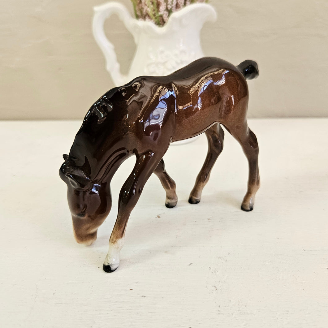 Beswick Foal Figurine – Grazing Pose, Gloss Brown Bay 023
