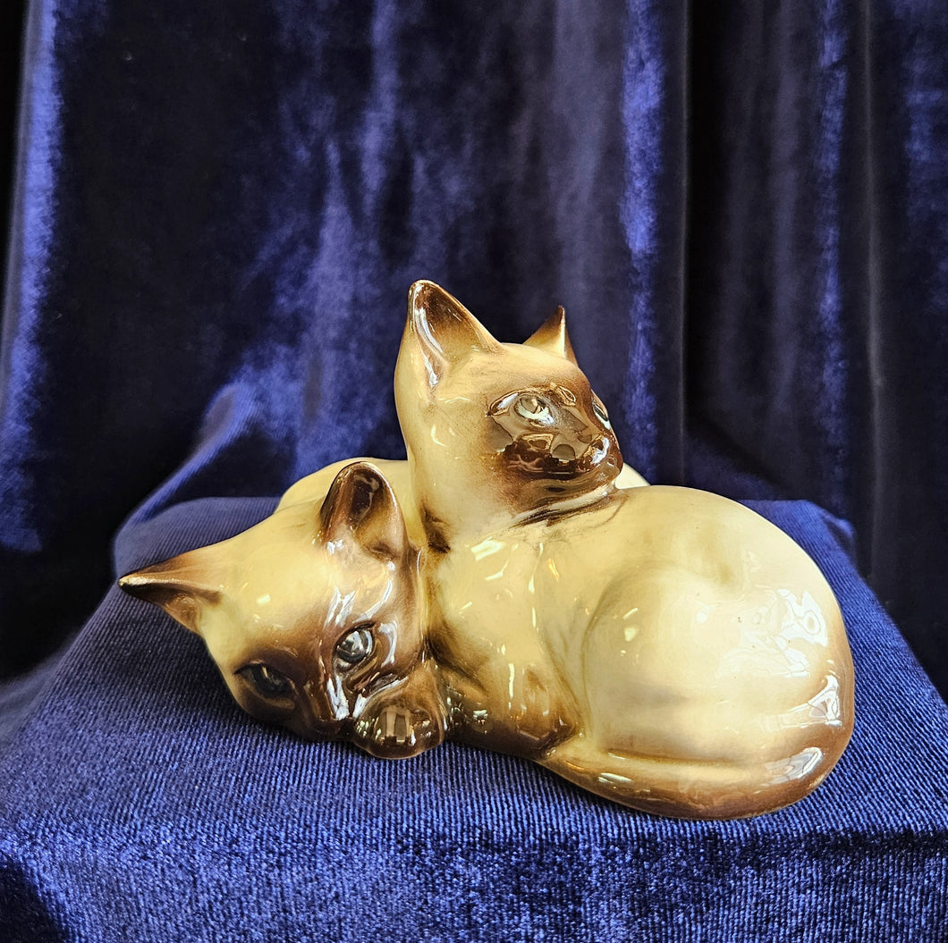 Beswick Siamese Cat Pair Laying Down 42503