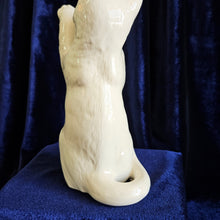 Load image into Gallery viewer, Beswick Persian White Cat Standing 25 08

