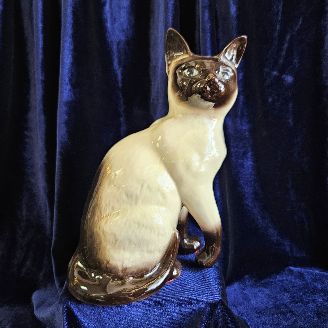 #1882 Large Beswick Siamese Cat Sitting Up 25 08