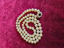 Load image into Gallery viewer, Cultured Pearl Necklace with 9kt Garnet &amp; White Pearl Clasp –42507
